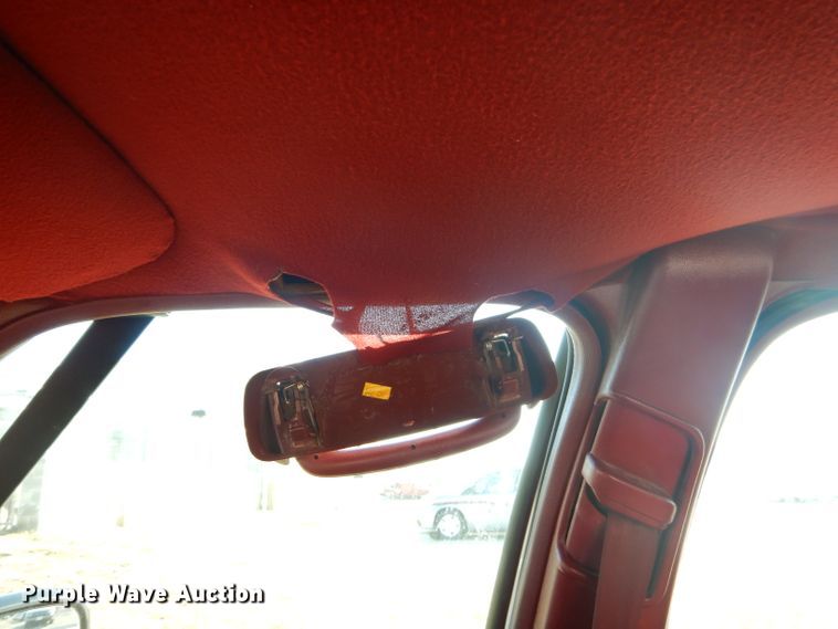 image for item GB9533 1992 Pontiac Bonneville