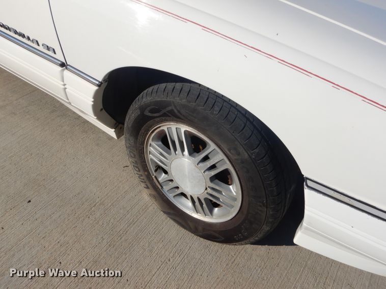 image for item GB9533 1992 Pontiac Bonneville