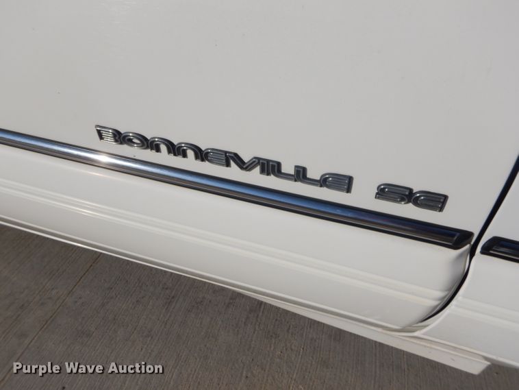 image for item GB9533 1992 Pontiac Bonneville