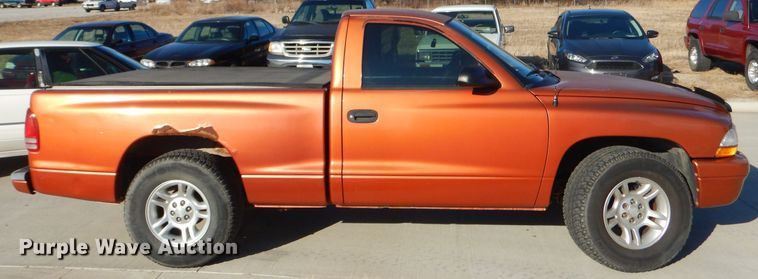 image for item GB9534 2001 Dodge Dakota pickup truck