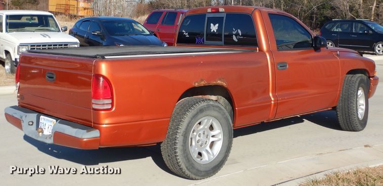 image for item GB9534 2001 Dodge Dakota pickup truck