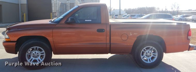 image for item GB9534 2001 Dodge Dakota pickup truck