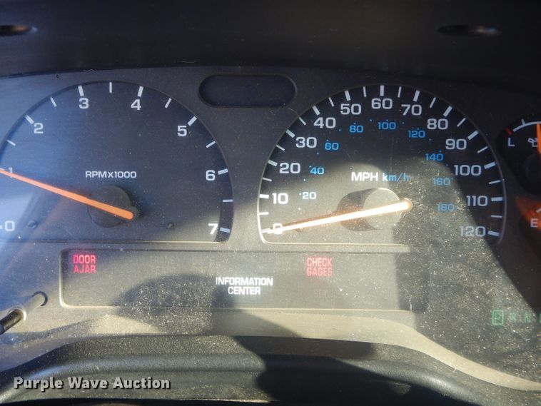 image for item GB9534 2001 Dodge Dakota pickup truck