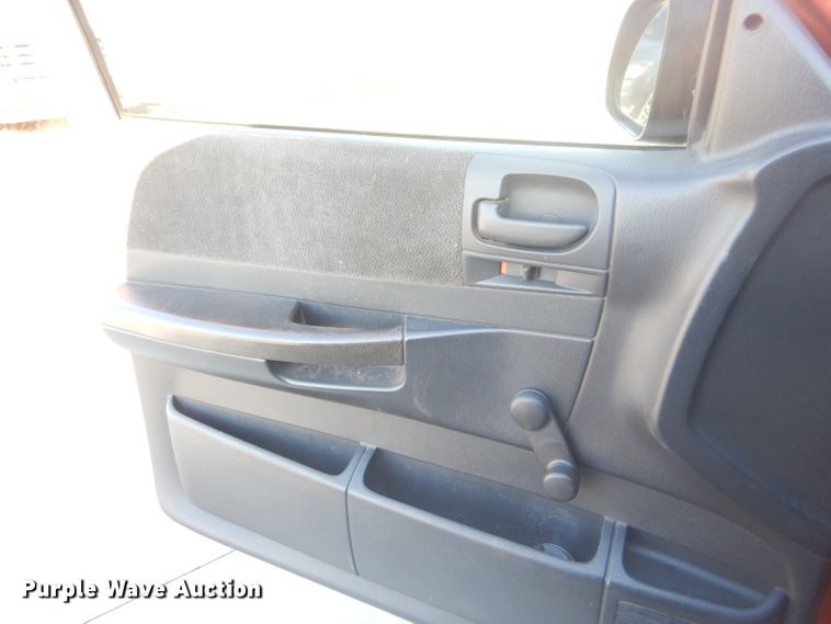 image for item GB9534 2001 Dodge Dakota pickup truck