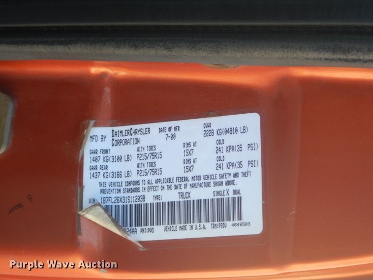 image for item GB9534 2001 Dodge Dakota pickup truck