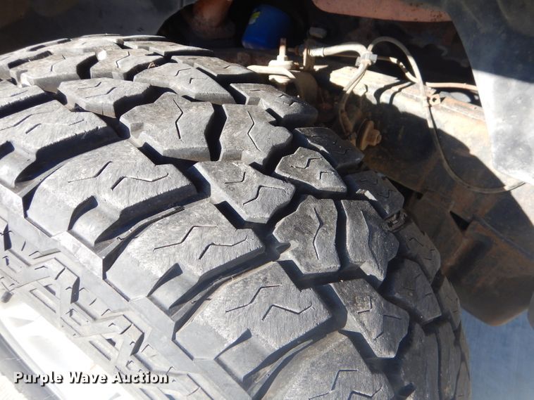 image for item GB9535 1999 Dodge Durango SLT SUV