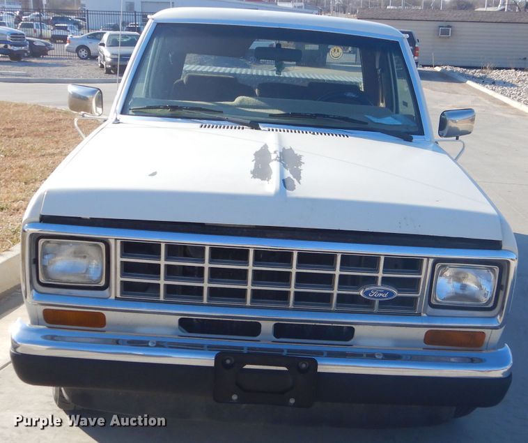 image for item GB9537 1986 Ford Ranger pickup truck