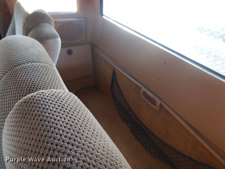 image for item GB9537 1986 Ford Ranger pickup truck