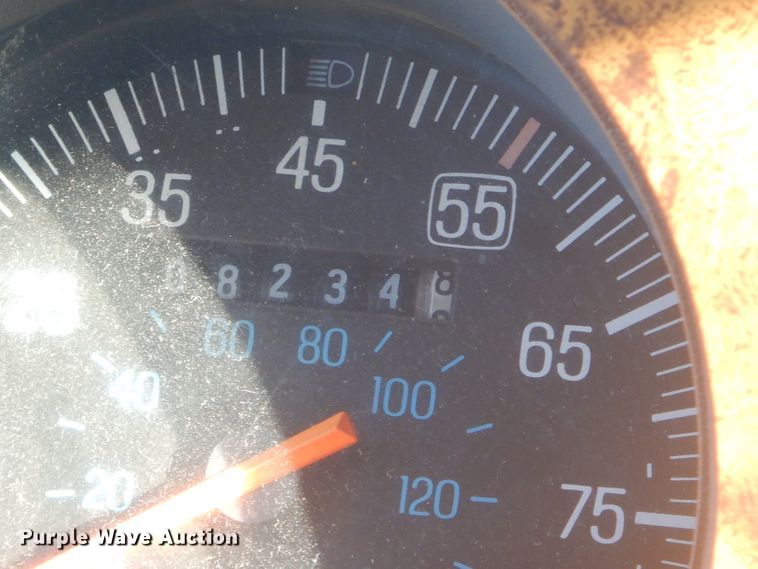 image for item GB9537 1986 Ford Ranger pickup truck