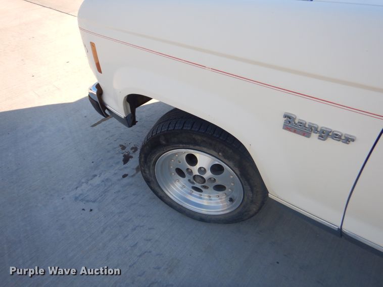 image for item GB9537 1986 Ford Ranger pickup truck