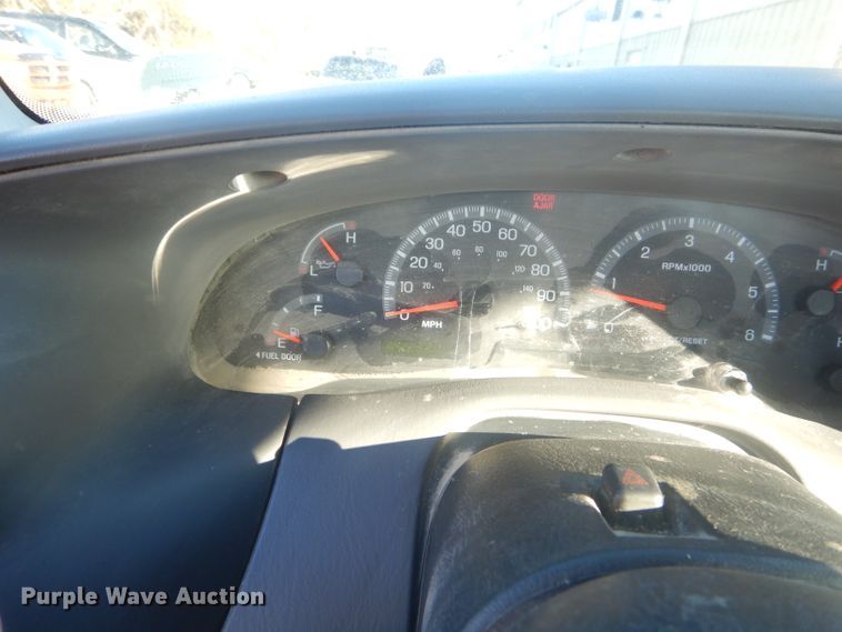 image for item GB9538 2000 Ford F150 pickup truck