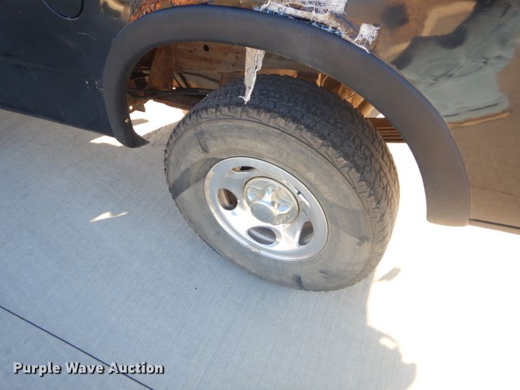 image for item GB9538 2000 Ford F150 pickup truck