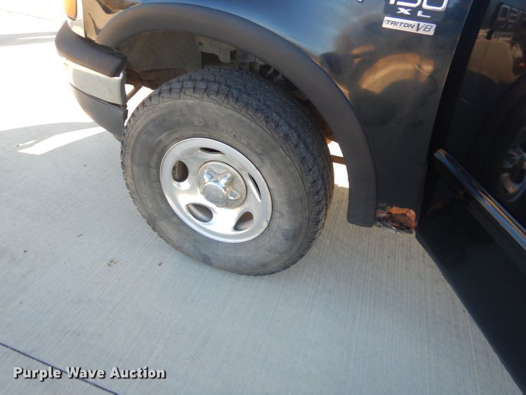 image for item GB9538 2000 Ford F150 pickup truck