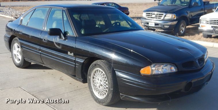 image for item GB9539 1999 Pontiac Bonneville