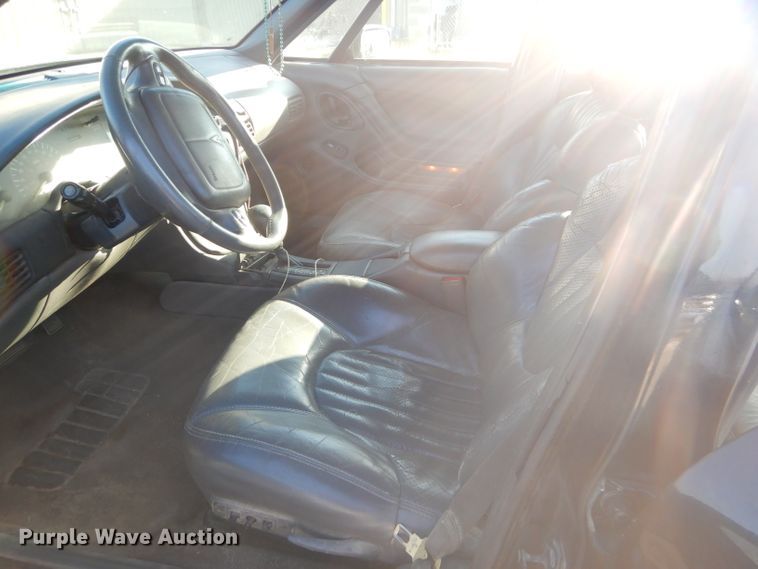 image for item GB9539 1999 Pontiac Bonneville