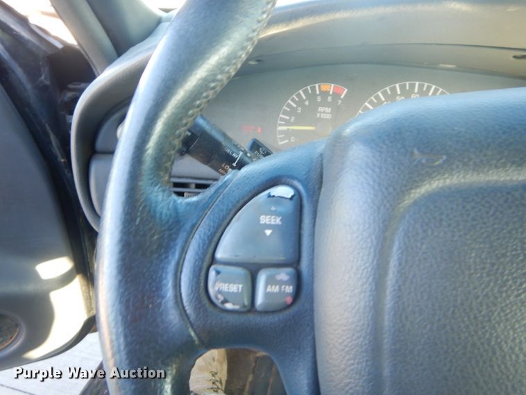 image for item GB9539 1999 Pontiac Bonneville