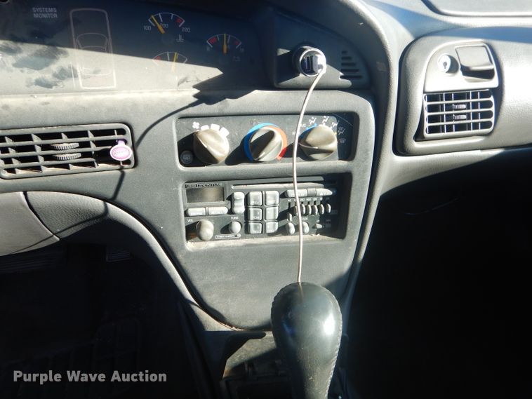 image for item GB9539 1999 Pontiac Bonneville