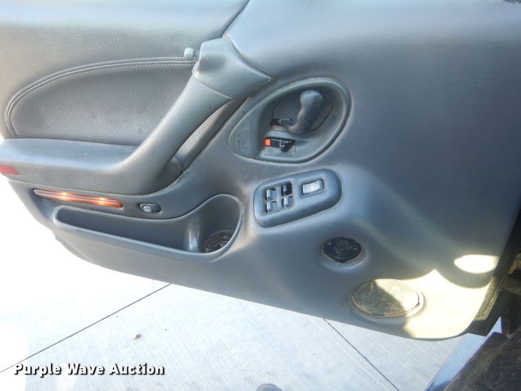 image for item GB9539 1999 Pontiac Bonneville