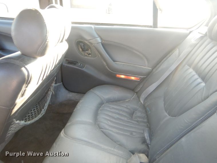 image for item GB9539 1999 Pontiac Bonneville