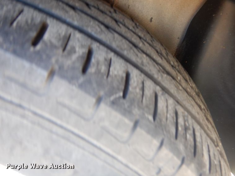 image for item GB9539 1999 Pontiac Bonneville