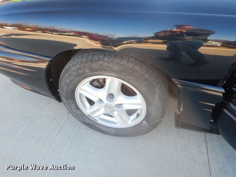 image for item GB9539 1999 Pontiac Bonneville