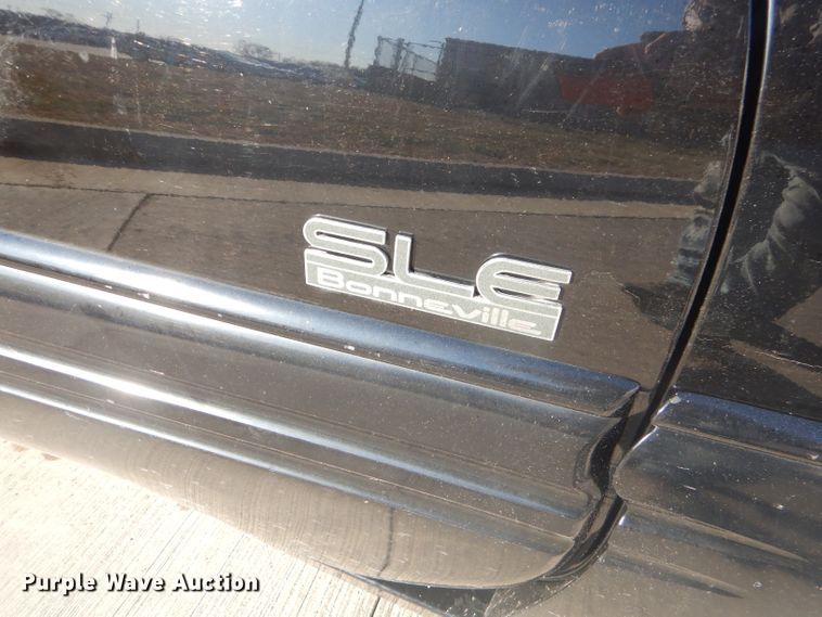 image for item GB9539 1999 Pontiac Bonneville