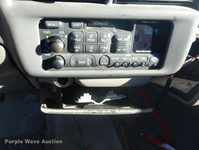 image for item GB9540 1999 Chevrolet Lumina