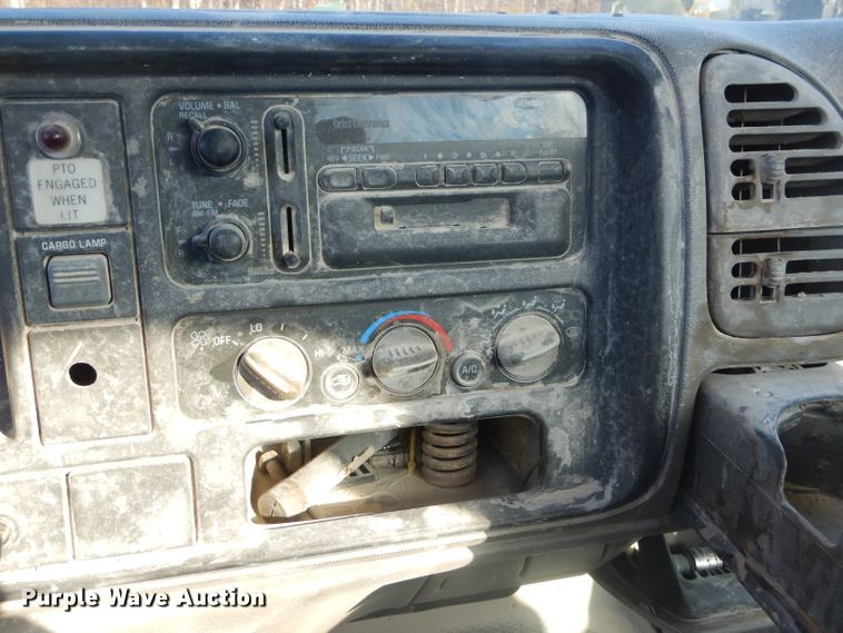 image for item GB9558 1998 Chevrolet K3500 utility bed pickup truck