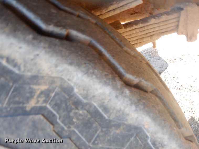 image for item GB9558 1998 Chevrolet K3500 utility bed pickup truck