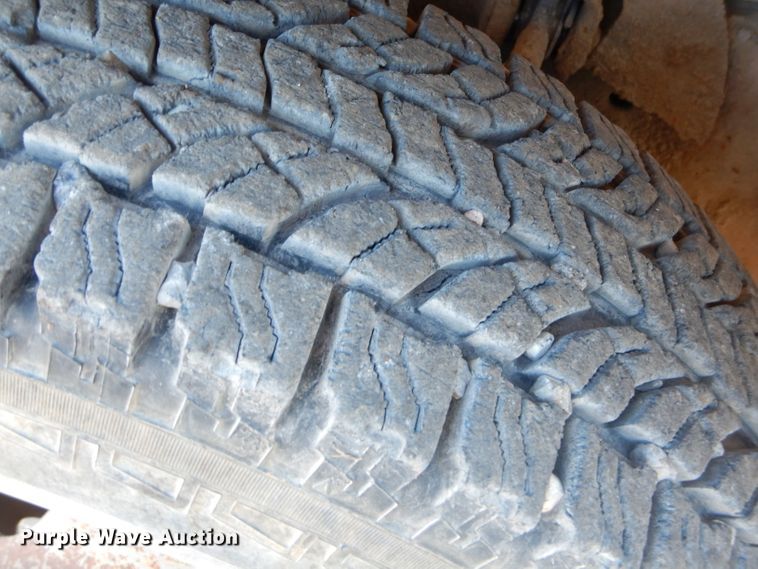 image for item GB9558 1998 Chevrolet K3500 utility bed pickup truck