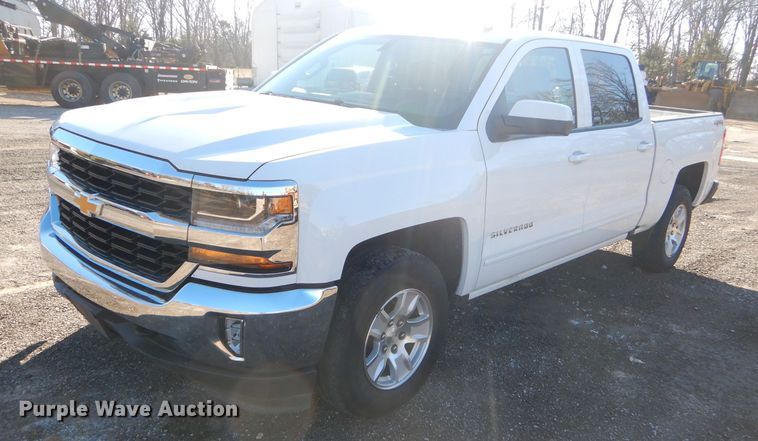 image for item GB9560 2016 Chevrolet Silverado 1500 Crew Cab pickup truck