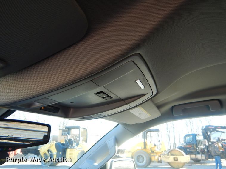 image for item GB9560 2016 Chevrolet Silverado 1500 Crew Cab pickup truck