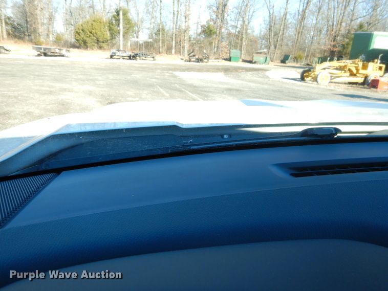 image for item GB9560 2016 Chevrolet Silverado 1500 Crew Cab pickup truck