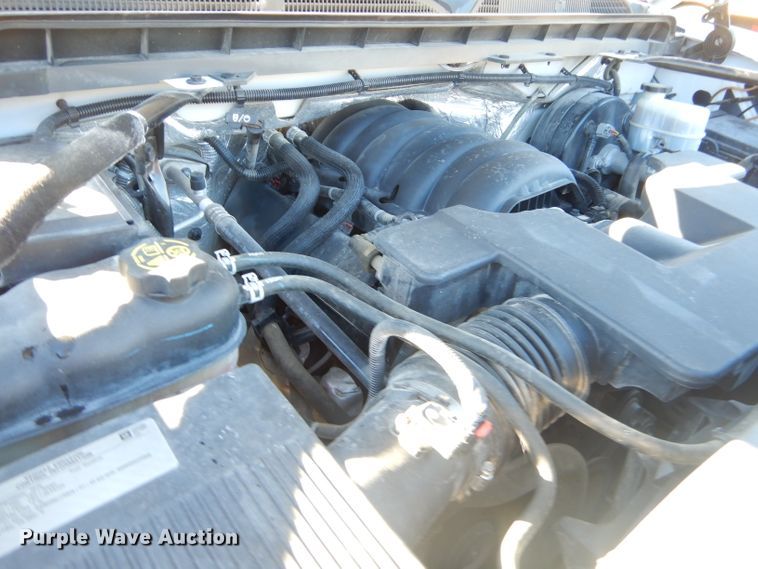 image for item GB9560 2016 Chevrolet Silverado 1500 Crew Cab pickup truck