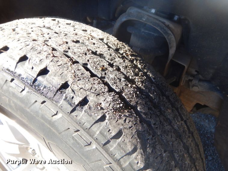 image for item GB9560 2016 Chevrolet Silverado 1500 Crew Cab pickup truck