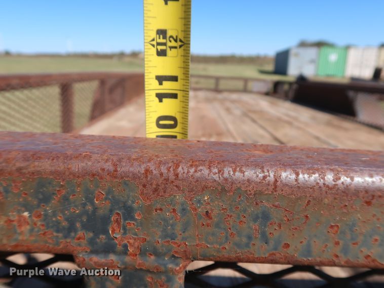 image for item GD9754 2009 shop built utility trailer