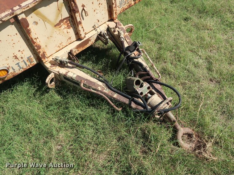 image for item GD9756 1987 Kasel 2A501M utility trailer