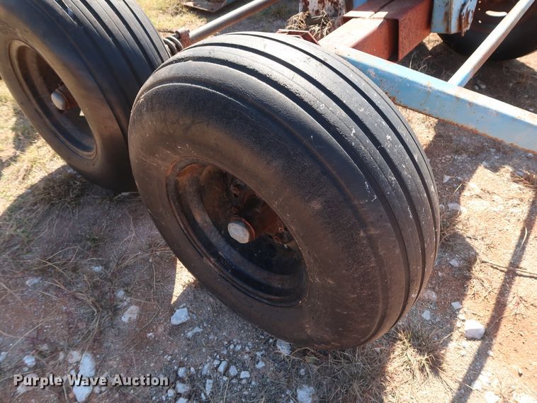 image for item GD9766 (3) running gear axle/tire/wheels sets