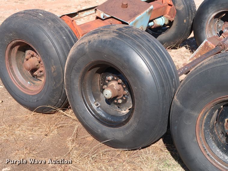 image for item GD9766 (3) running gear axle/tire/wheels sets