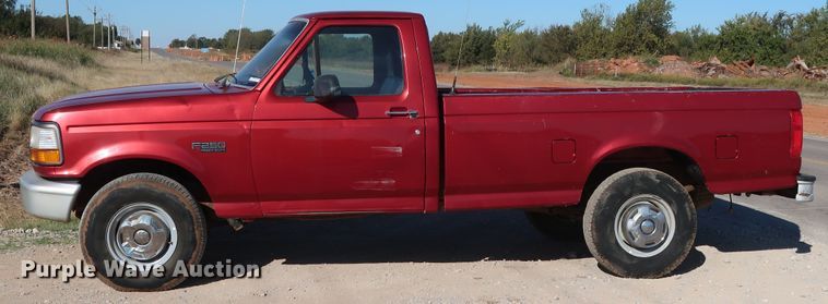 image for item GD9772 1997 Ford F250 pickup truck