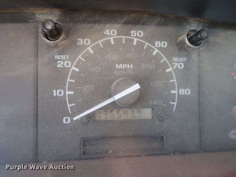 image for item GD9772 1997 Ford F250 pickup truck