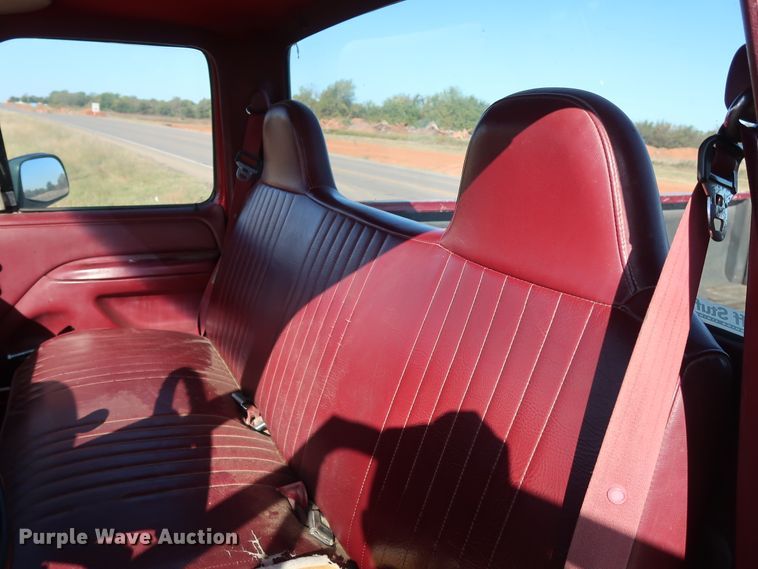 image for item GD9772 1997 Ford F250 pickup truck