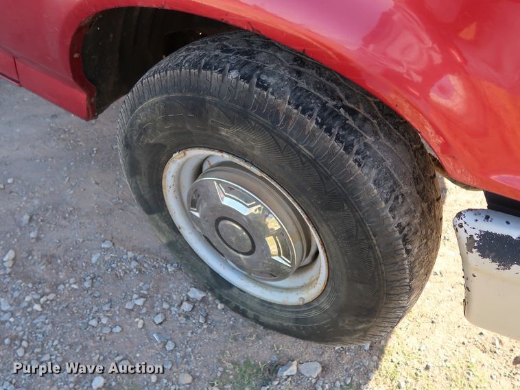 image for item GD9772 1997 Ford F250 pickup truck