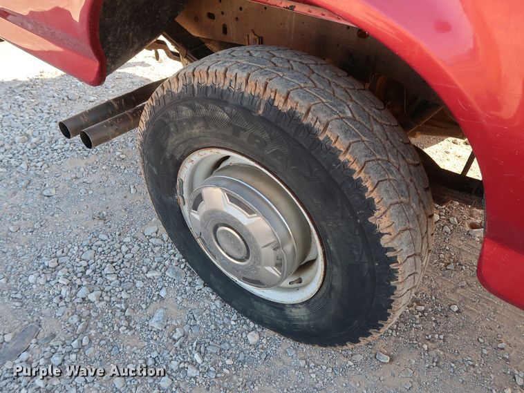 image for item GD9772 1997 Ford F250 pickup truck