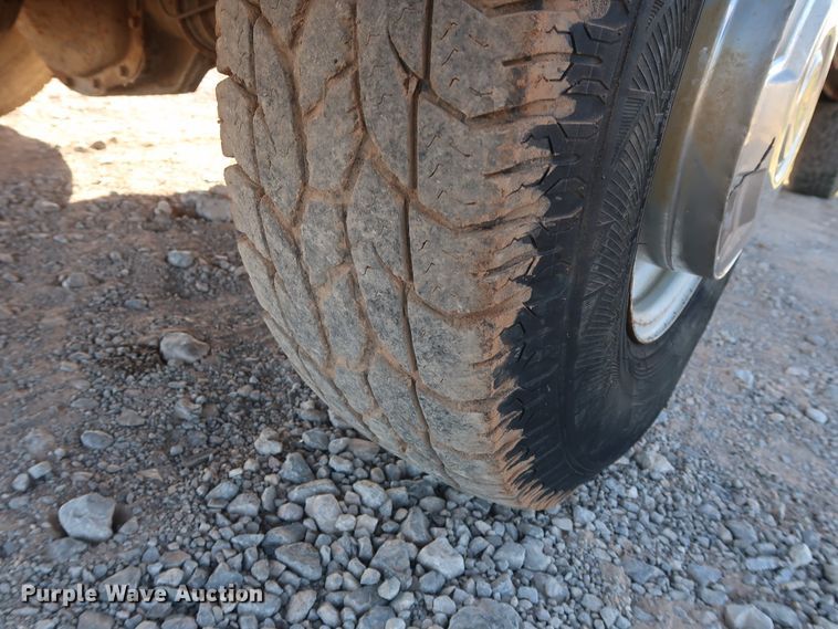 image for item GD9772 1997 Ford F250 pickup truck