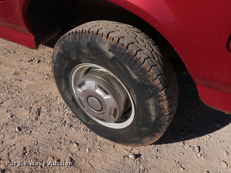 image for item GD9772 1997 Ford F250 pickup truck