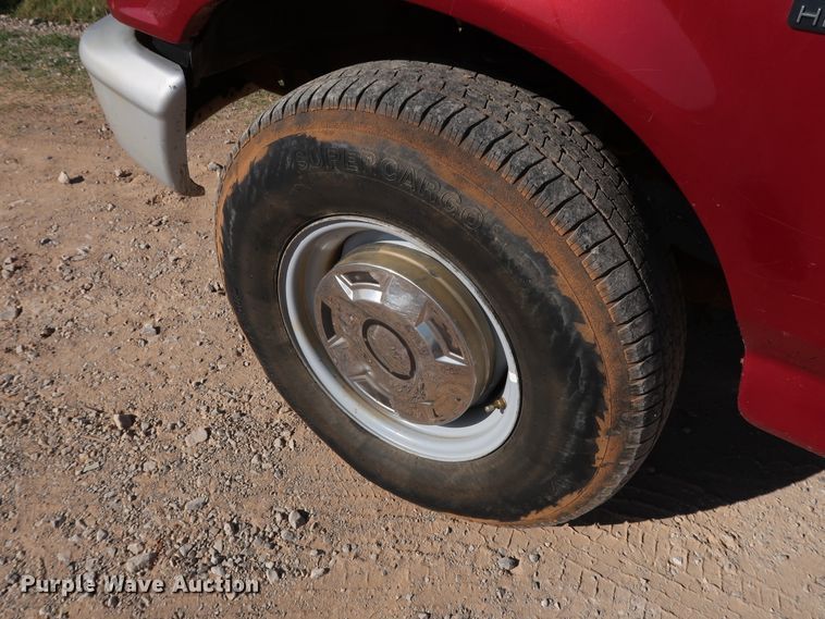 image for item GD9772 1997 Ford F250 pickup truck