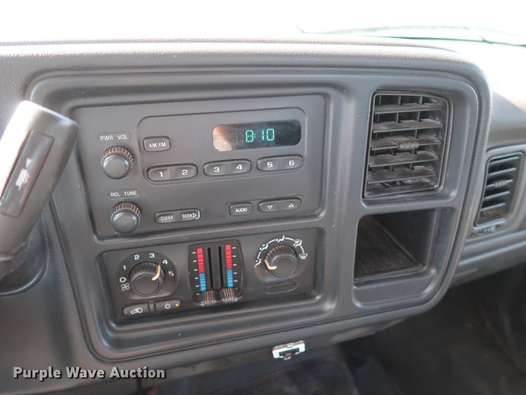 image for item GD9773 2005 Chevrolet Silverado 1500 Ext. Cab pickup truck