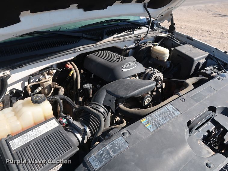 image for item GD9773 2005 Chevrolet Silverado 1500 Ext. Cab pickup truck