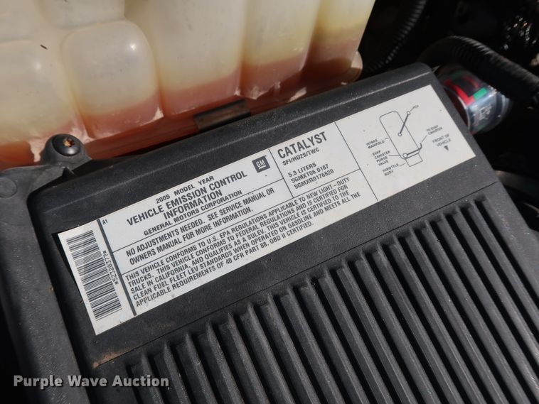 image for item GD9773 2005 Chevrolet Silverado 1500 Ext. Cab pickup truck